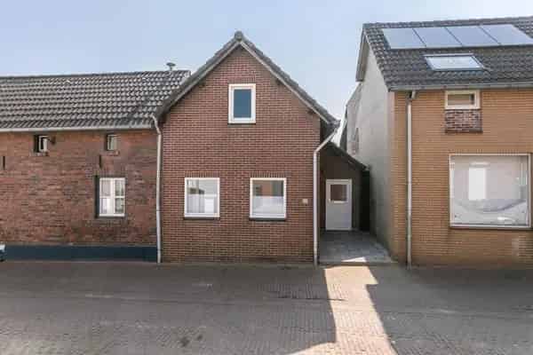Woonhuis in Sittard met 2 kamers