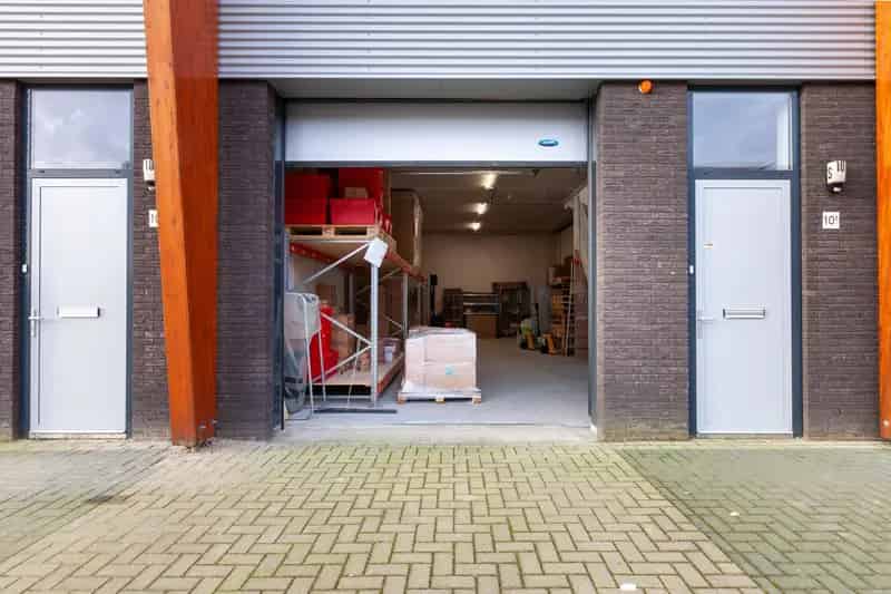 Bedrijfshal te Huur Alphen aan den Rijn 154m2
