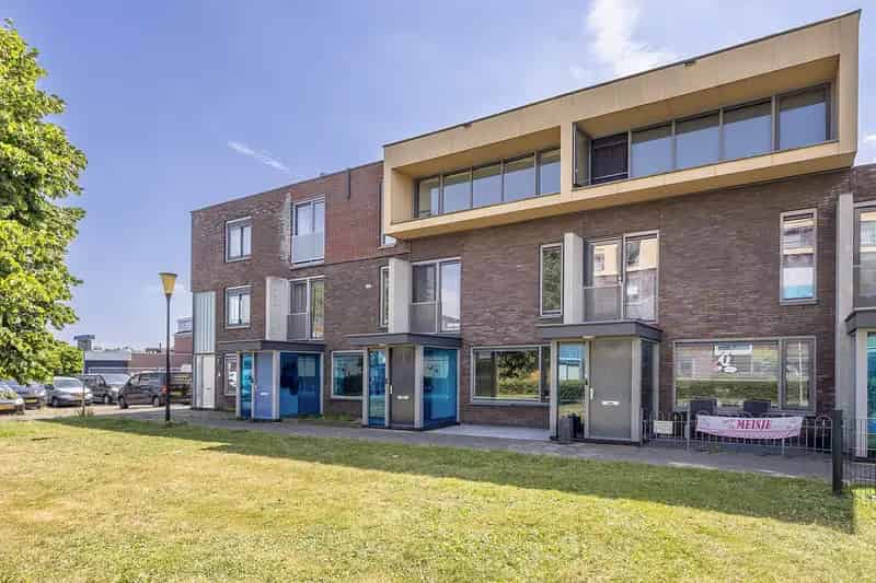 Huis te koop: Christinaplantsoen 12 1947 HM Beverwijk | Funda