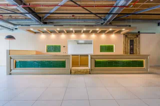 Horeca ruimte te huur NS station Almere Centrum