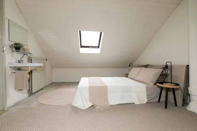 Ruime Hoekwoning Heesch 4 Slaapkamers Grote Garage Tuin Moderniseren
