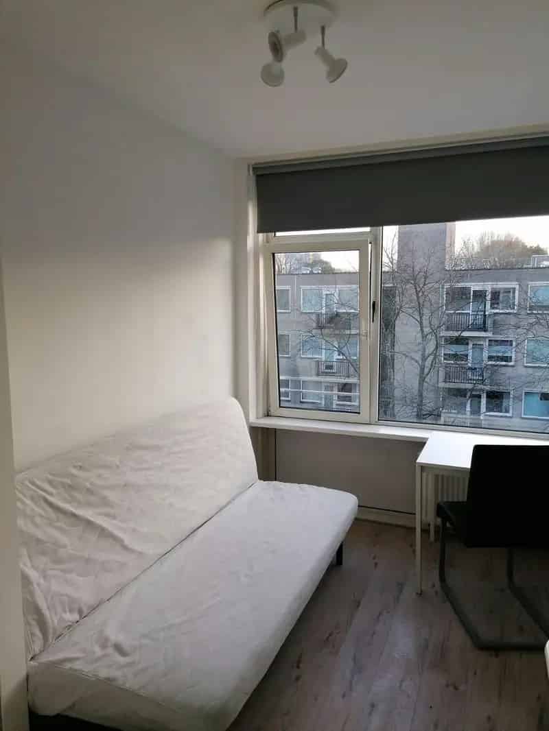 Studio in Amsterdam met 2 kamers