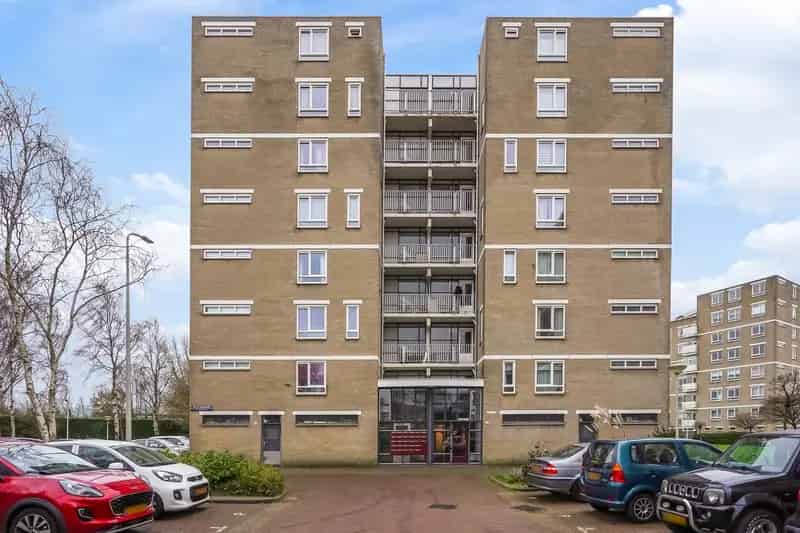 Appartement te Koop Loosduinen: 2-kamer Tuin Nabij Centrum