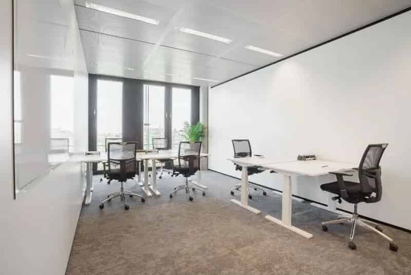Privékantoor 5-6 Personen Toplocatie Volledig Gemeubileerd