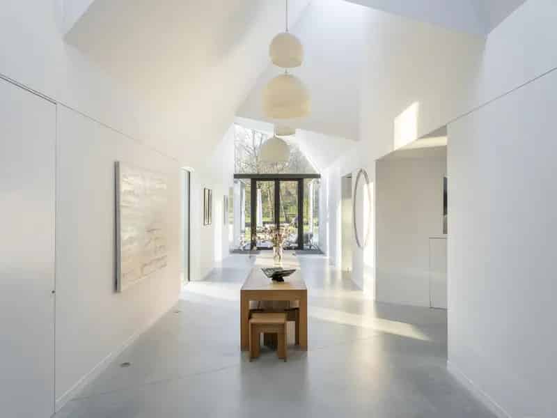Huis te koop Valkeveen: Luxe villa 513m2 met paardenstallen