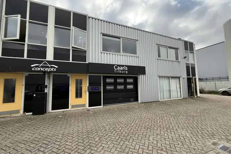 Bedrijfshal te Huur Tilburg Vossenberg 134m2