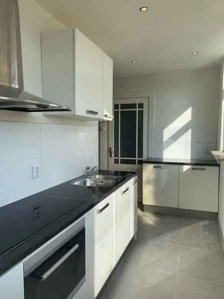 Appartement Te Huur in Vlaardingen, Zuid-Holland