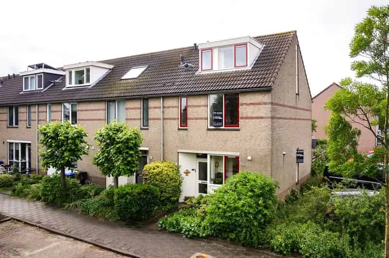 Huis te koop Bleiswijk 5 slaapkamers zonnige tuin