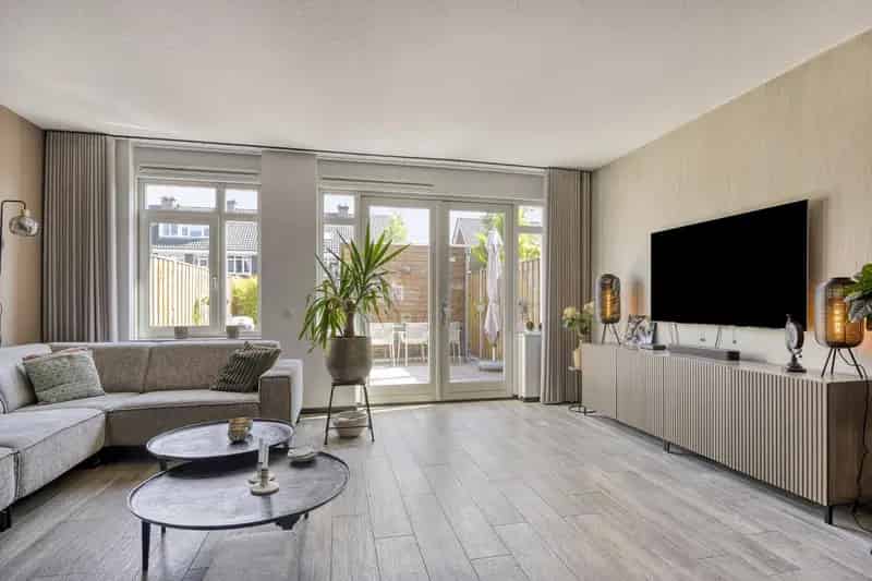 Huis Te Koop , 14, Bovenas, Moerkapelle, Zuid-Holland