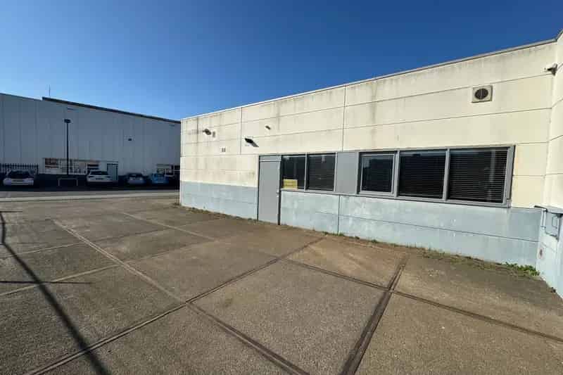 Bedrijfshal te koop Zaandam 585m² Opslag Lichte Productie Assemblage
