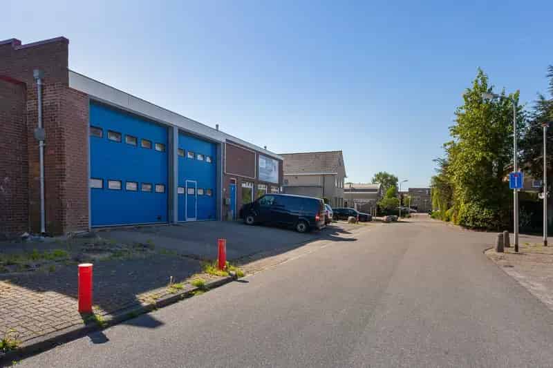 Bedrijfshal te huur Waddinxveen 1095m²