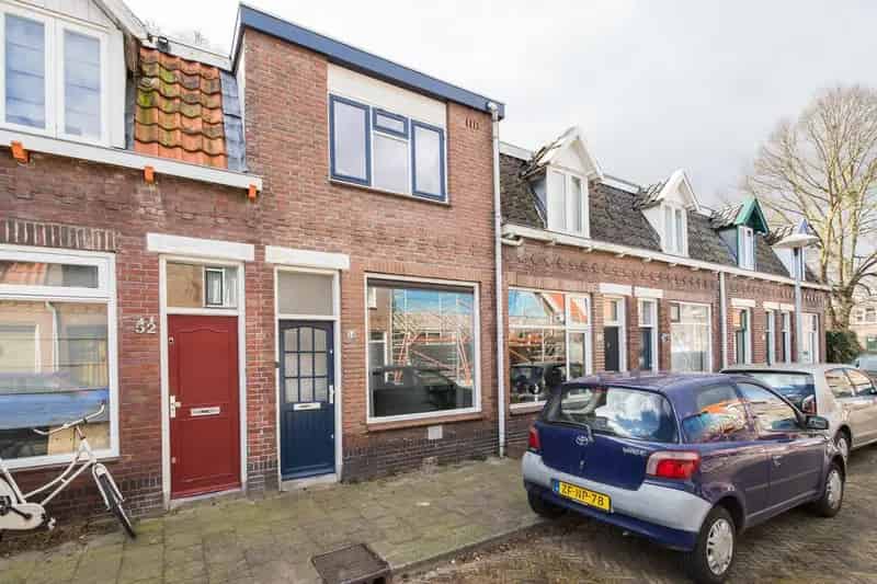 Utrecht Bloemenbuurt: Charmante woning 2 slaapkamers dakterras