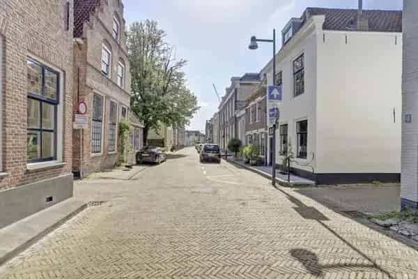 Rijksmonumentale Stadswoning Zaltbommel: Dakterras 3 slaapkamers