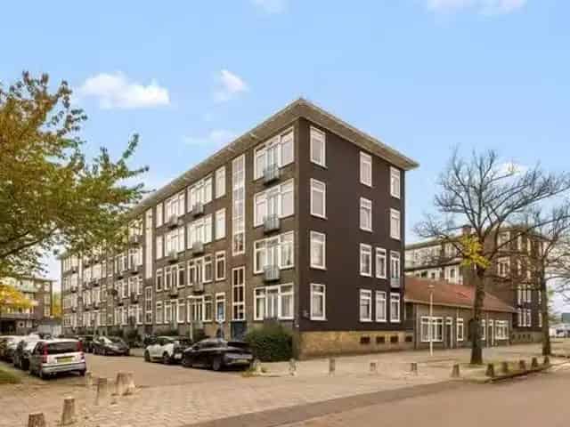 Appartement te Koop Amsterdam 4 Kamers 64m2
