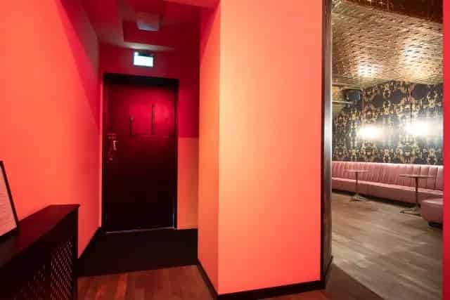 Gentlemen's Club Amsterdam Oost 8 Kamers Drankvergunning