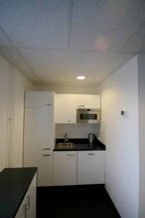 Bedrijfshal te huur Elst 240m2 Kantoor Opslag