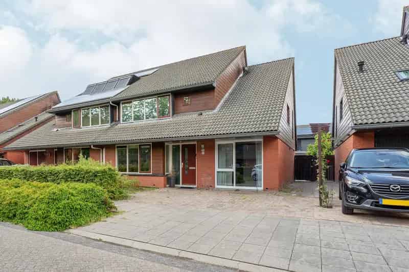 Huis Te Koop , 9, Jeroen Boschplantsoen, Almere, Flevoland
