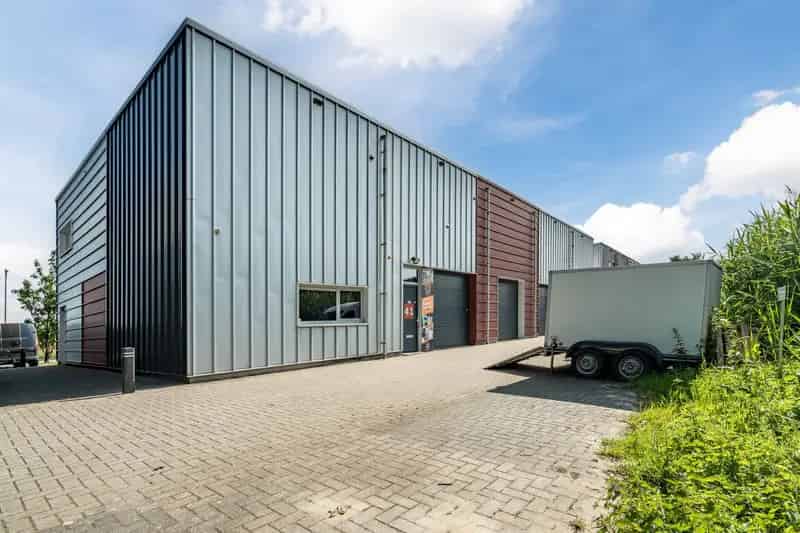 Bedrijfshal Leusden te koop 123m² Kantoor Opslag