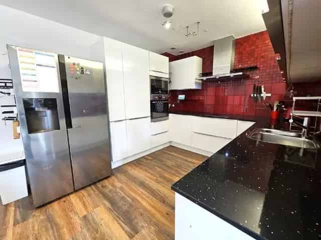 Ruime Familiewoning Katendrecht 4 slaapkamers 2 badkamers