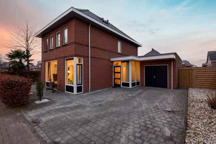 Ruime Vrijstaande Woning Heerenveen Skoatterwâld  Garage Zonnepanelen