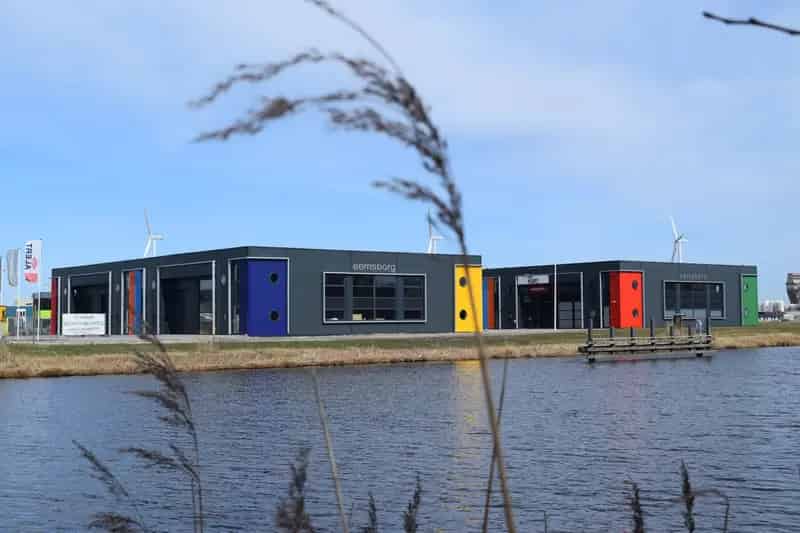 Bedrijfshal te huur Farmsum Deltaweg 250m2