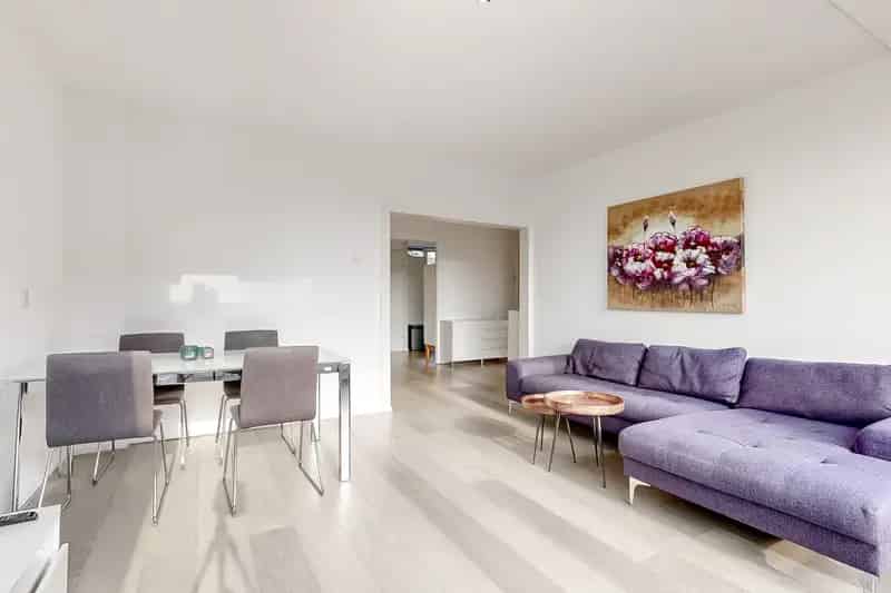 Appartement te koop Amstelveen  Ruim 4 kamer appartement met balkon