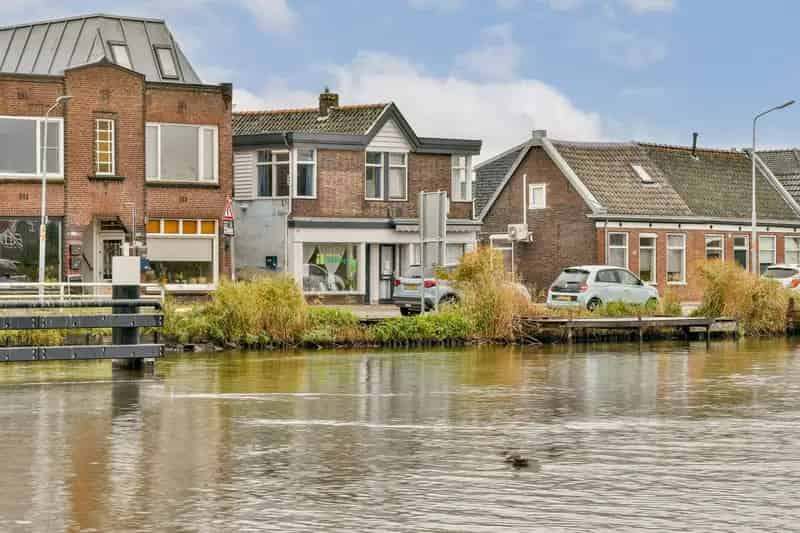 Huis te koop Zwanenburgerdijk: Royale 2-onder-1-kapwoning met kantoor