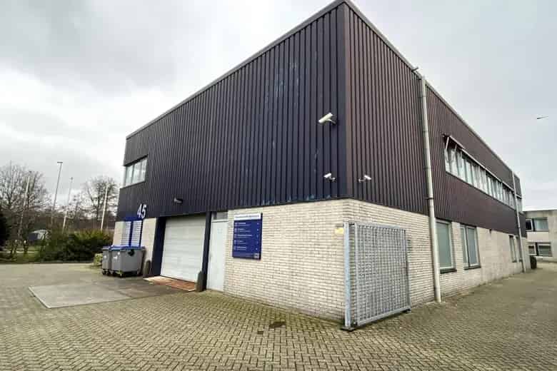 Bedrijfsruimte te Huur Zoetermeer 145m2