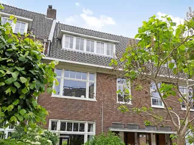 Ruime Bovenwoning Arnhem Noord Nabij Centrum