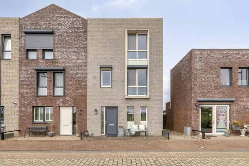 Instapklare Hoekwoning Waterwijk 127m2 3 slaapkamers
