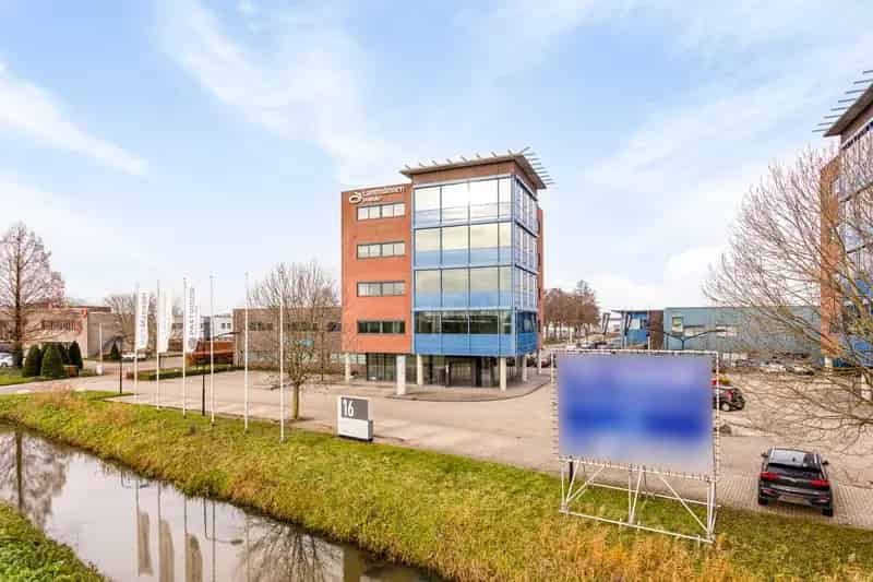 Kantoorruimte te huur Waalwijk A59
