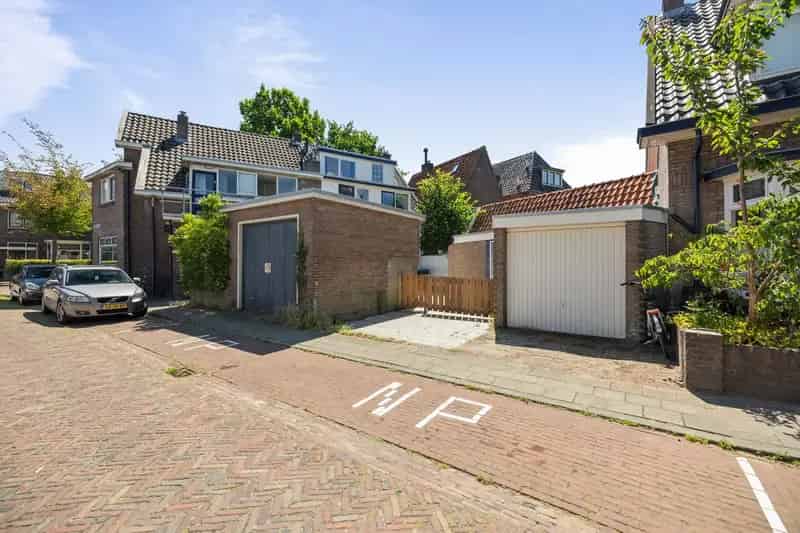 Huis te koop: Burg. Van Marlestraat 47 7413 BJ Deventer | Funda