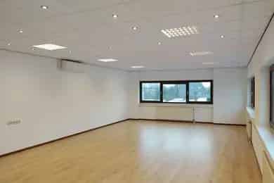 60m2 Kantoorruimte te Huur Roelofarendsveen A4