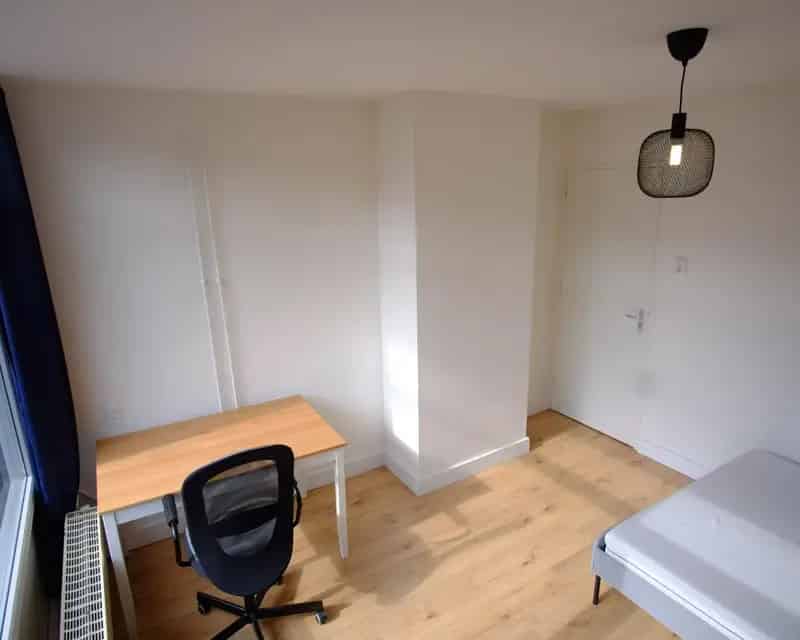 Grote Kamer Oud Mathenesse Gemeubileerd Appartement