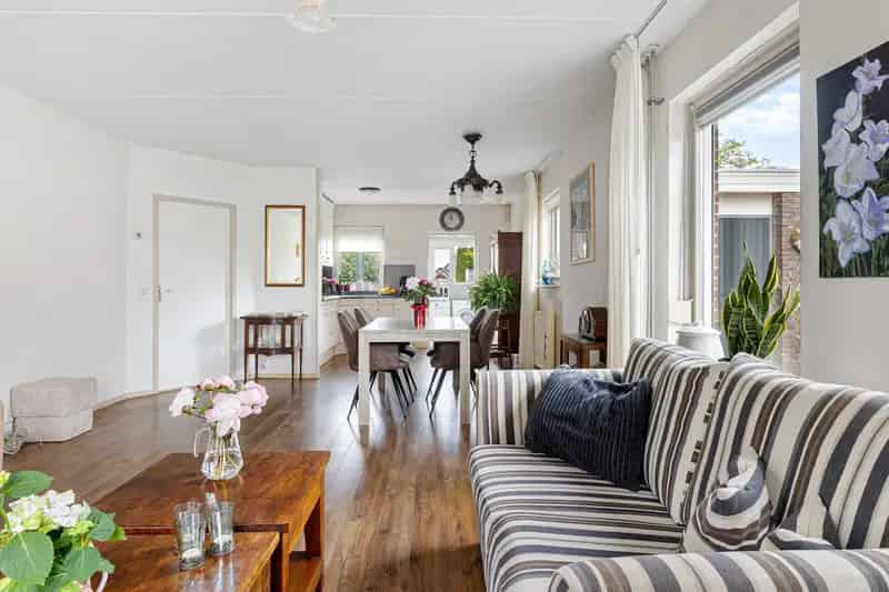 Vrijstaande woning Lutjebroek - 4 slaapkamers - aan het water