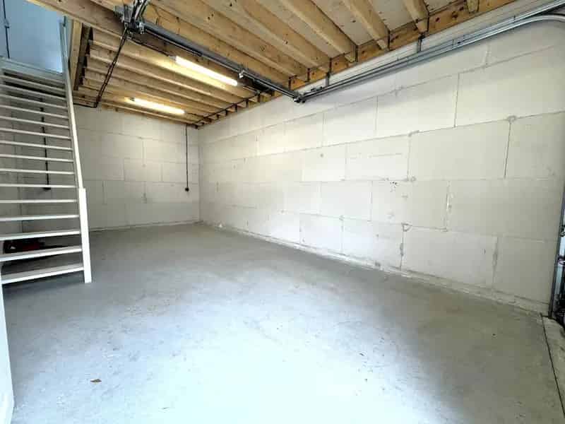 Bedrijfsunit 80m² te Huur Almere Buiten