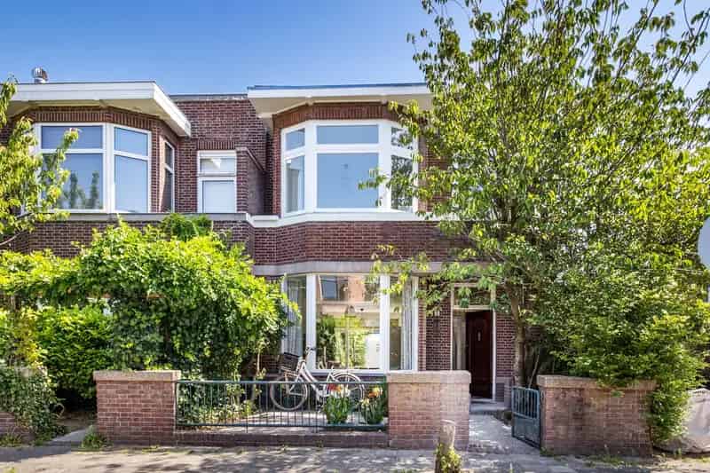 Herenhuis Vondellaan Rijswijk 4 slaapkamers 136m2 gerenoveerd