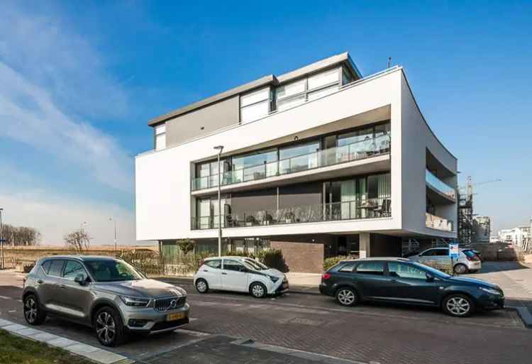 3 Kamerappartement Almere Poort Ruim Balkon Parkeerplaats