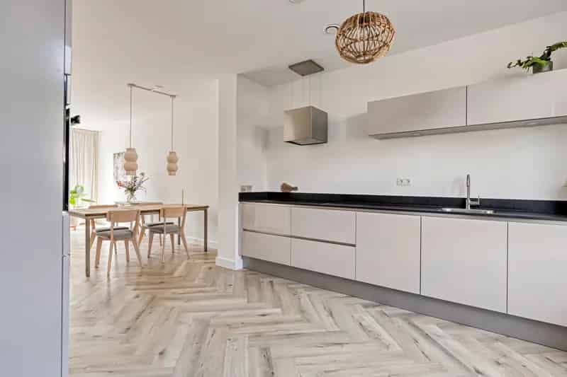 Moderne 5 Kamer Eengezinswoning te Koop in Berkel en Rodenrijs