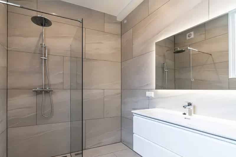 Herenhuis Den Haag Nieuwe Schoolstraat 4 slaapkamers gerenoveerd