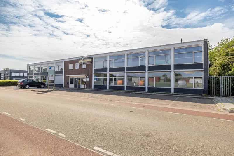 Bedrijfshal Winschoten te Koop - 2700m² - € 35.520 Huuropbrengst