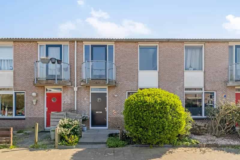 Huis te koop Hoofddorp: moderne eengezinswoning met tuin