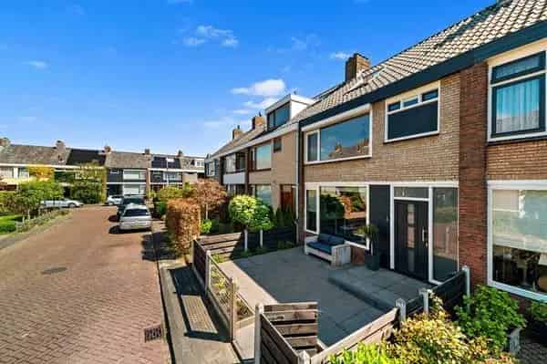 Moderne Eengezinswoning Maassluis 4 Slaapkamers Kindvriendelijk