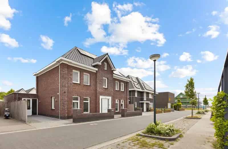 Luxe Vrijstaande Villa te Koop Lelystad