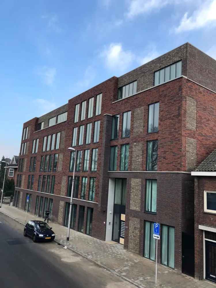 Loft Tilburg Centrum 52m2 Balkon Parkeerplaats