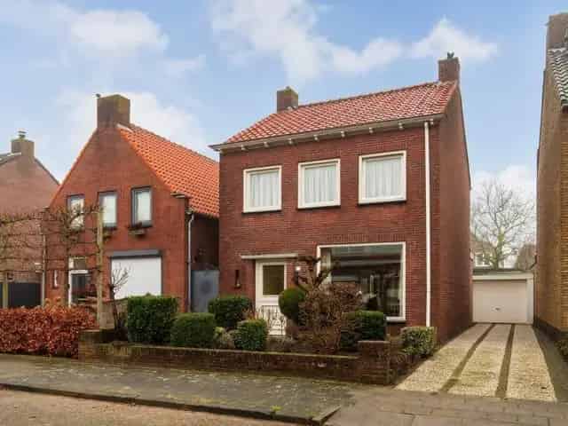 Vrijstaande woning nabij centrum Roosendaal