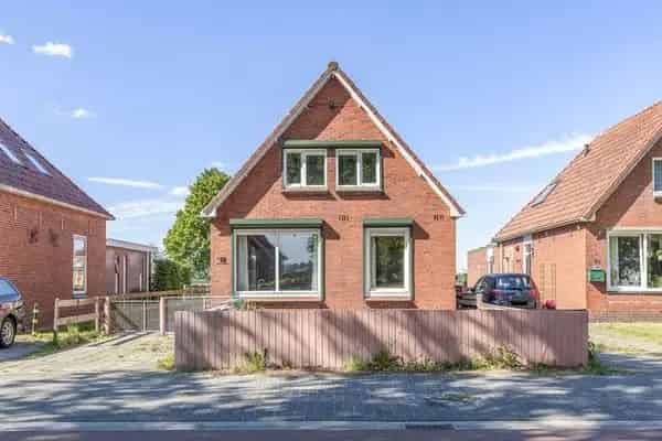 Vrijstaande Kluswoning Te Koop Grote Tuin Garage