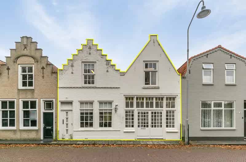 Kantoor te koop Zierikzee 1920 Verbouwd 2006