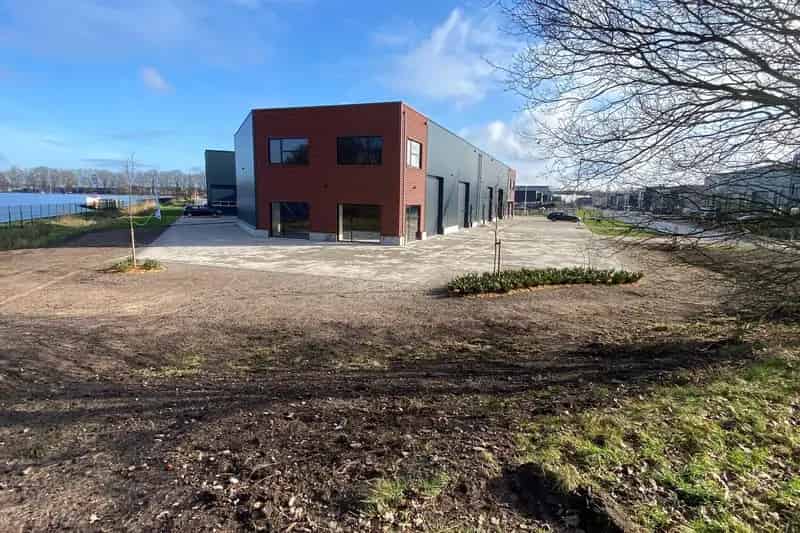 Bedrijfshal te Huur Wierden 450m2 Kantoorruimte mogelijk