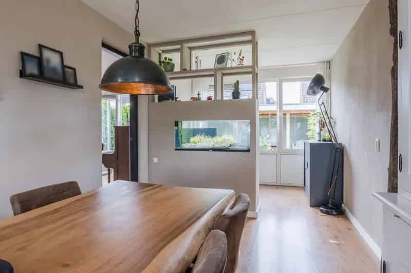 Instapklare woning Ommen: Ruime woonkamer, moderne keuken en badkamer